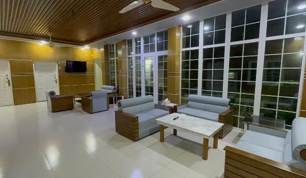 Smart Family Room 101 (Kameni)