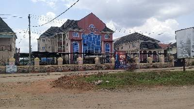 Saratoga hotel