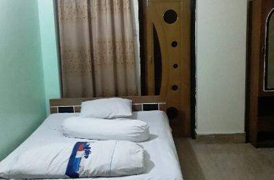 Couple Bed Ac ROOM 101