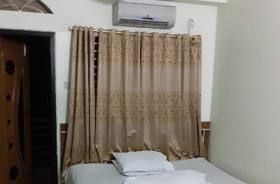 Couple Bed Ac ROOM 104