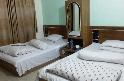 Double Bed Ac ROOM 110