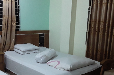 Couple Bed Ac ROOM 112
