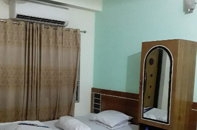 Three Bed Ac Room 205