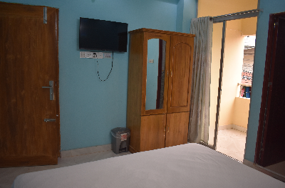 AC couple Bed 109