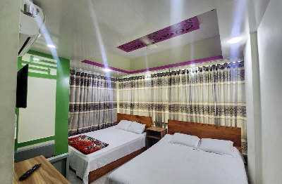 Semi Double Big Bed Ac B-7